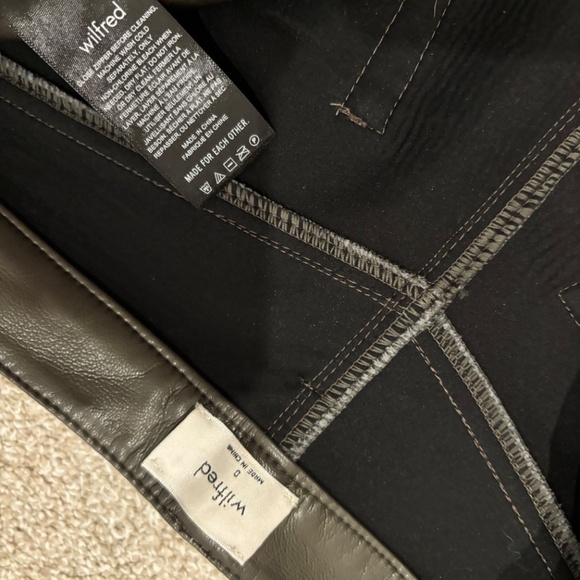 Aritzia Melina green leather pant size 0 never worn :) - Picture 2 of 3